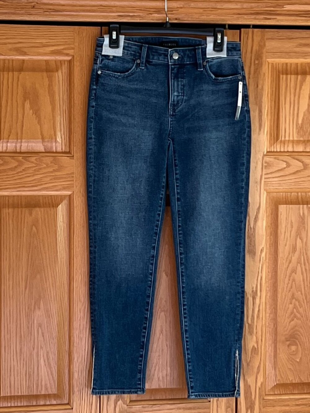 TALBOTS - Slim Ankle Jeans with Hem Slit - Mara Wash - NEW with Tag